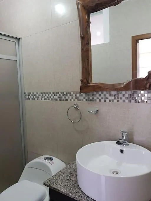 Beautiful & Fully Renovated Flat In Historic City Center Quito Apartment